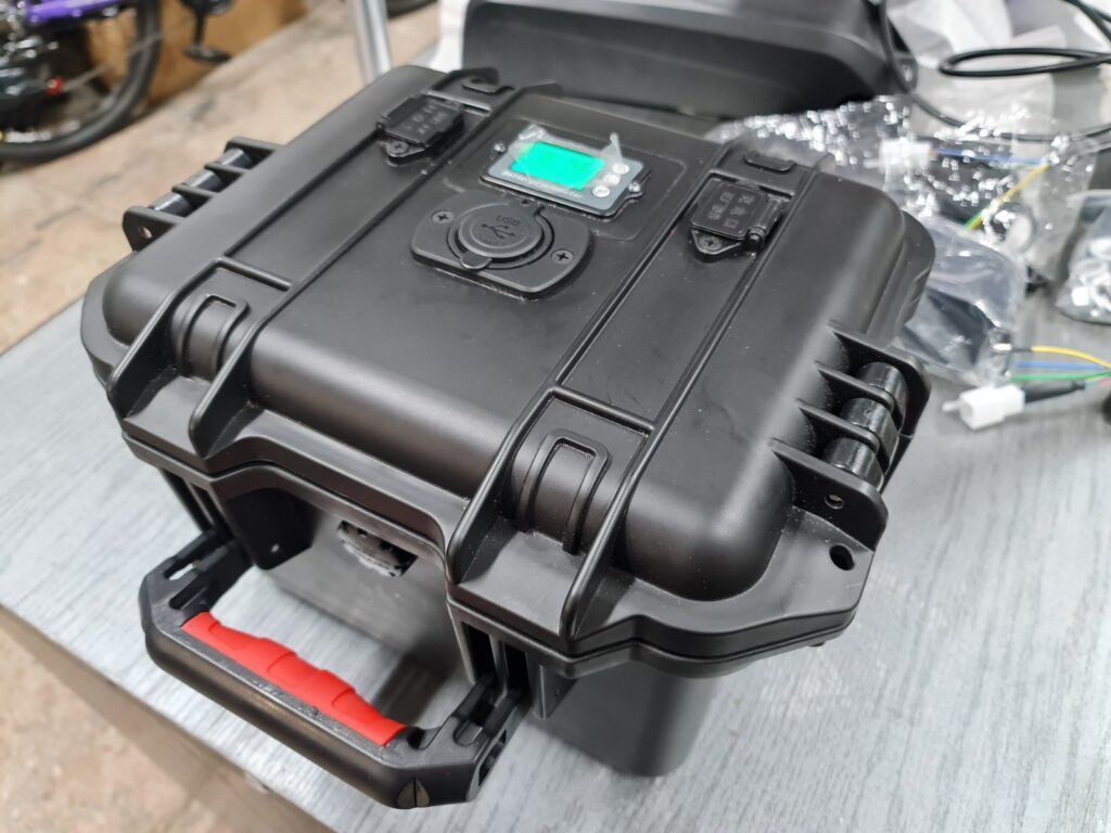 Аккумуляторная батарея 12V105AH TK15 100A
