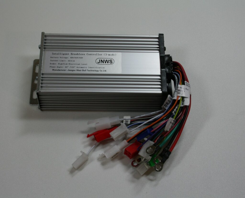 Контроллер универсальный 48-72V 1000W 26/33A